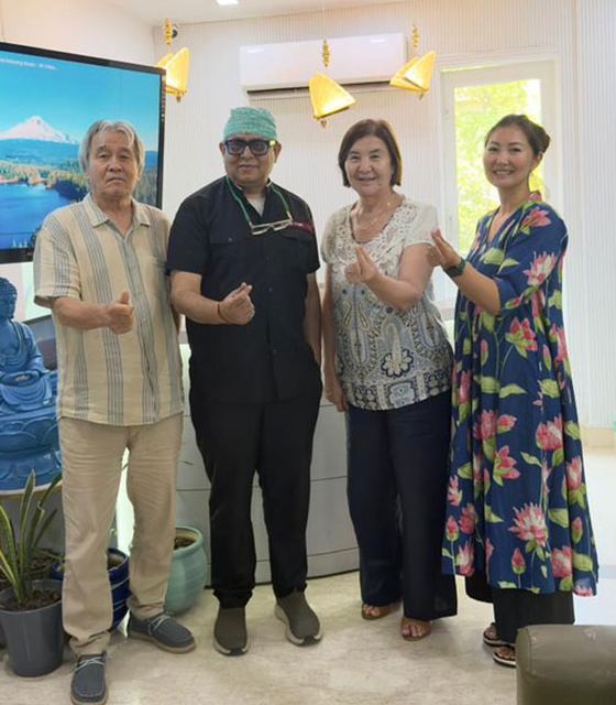 A group visit to GK-1 at Ark Dental Global, Greater Kailash 1